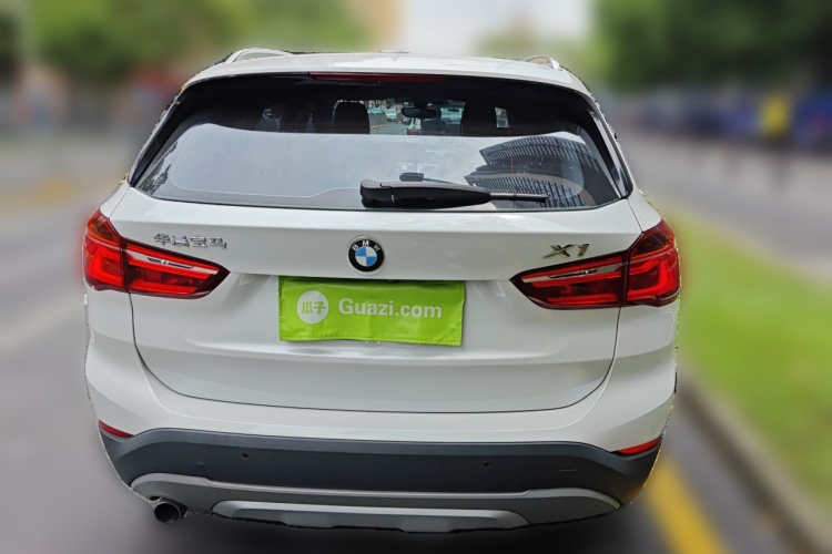 BMW X1 2018 #4 BMW X1 2018 car image #4