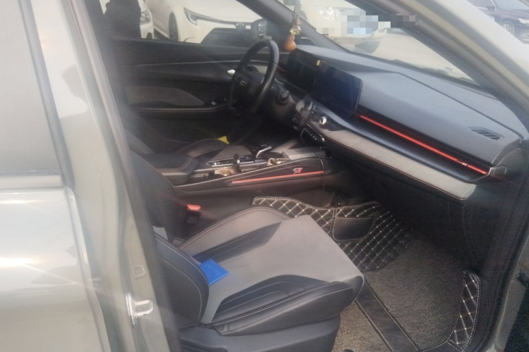 GEELY Binray 2022 image de voiture #25