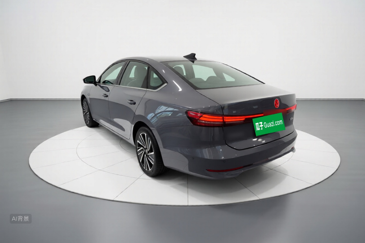 2025 car image #5