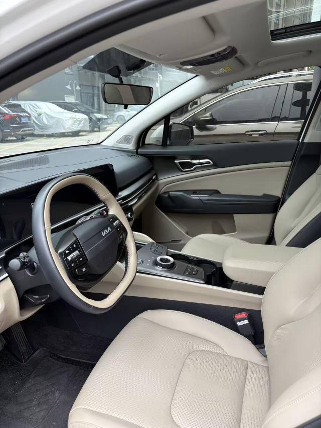 2026 car image #4