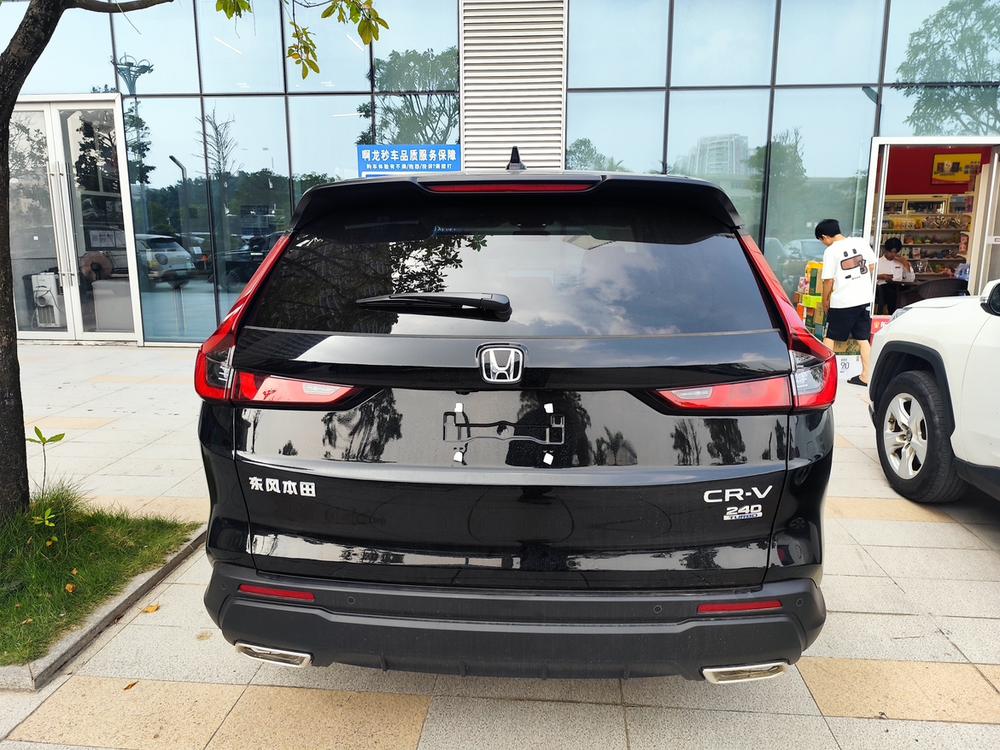 Honda CR-V 2026 #4 Honda CR-V 2026 صورة سيارة #4