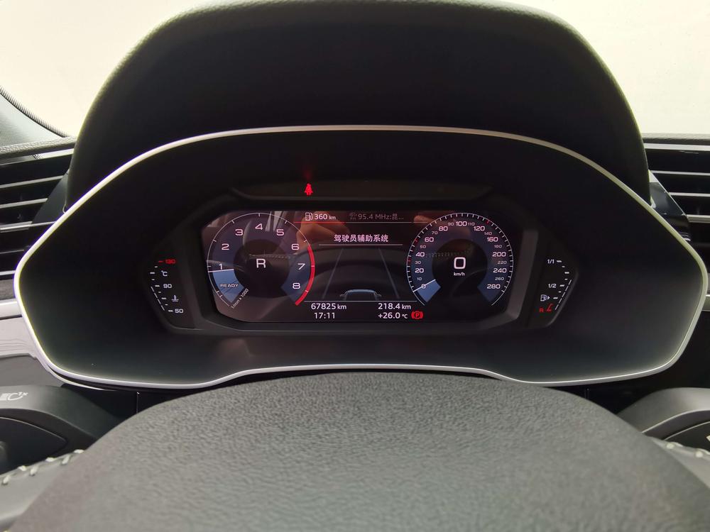 Audi Q3 2019 #22 Audi Q3 2019 car image #22
