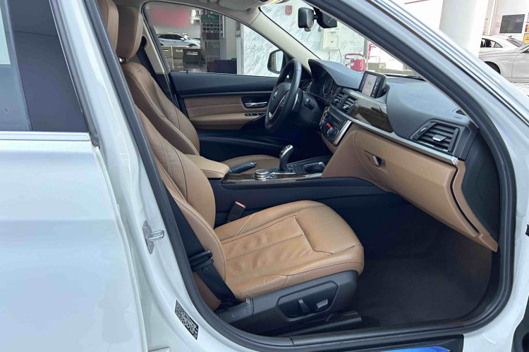 BMW 3 Series 2015 #12 BMW 3 Series 2015 image de voiture #12