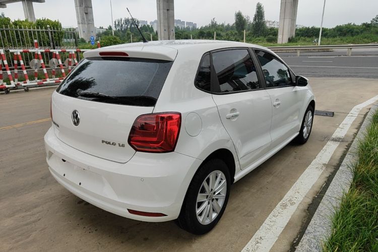 Volkswagen Polo 2015 #7 Volkswagen Polo 2015 car image #7