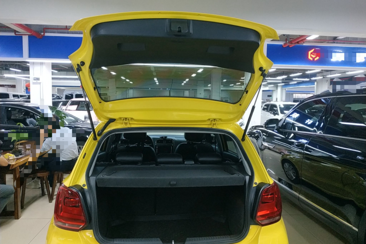 Volkswagen Polo 2018 immagine di auto #19