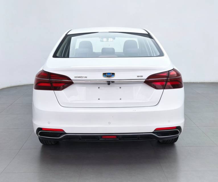 GEELY Emgrand 2018 #4 GEELY Emgrand 2018 car image #4