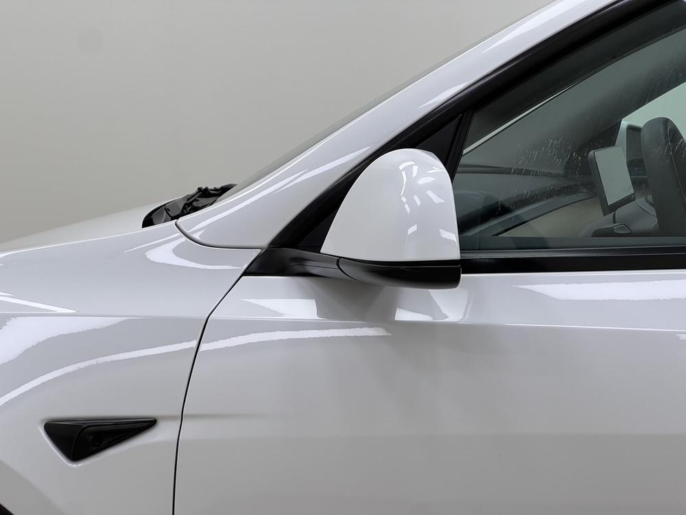 Tesla Model Y 2022 #12 Tesla Model Y 2022 car image #12