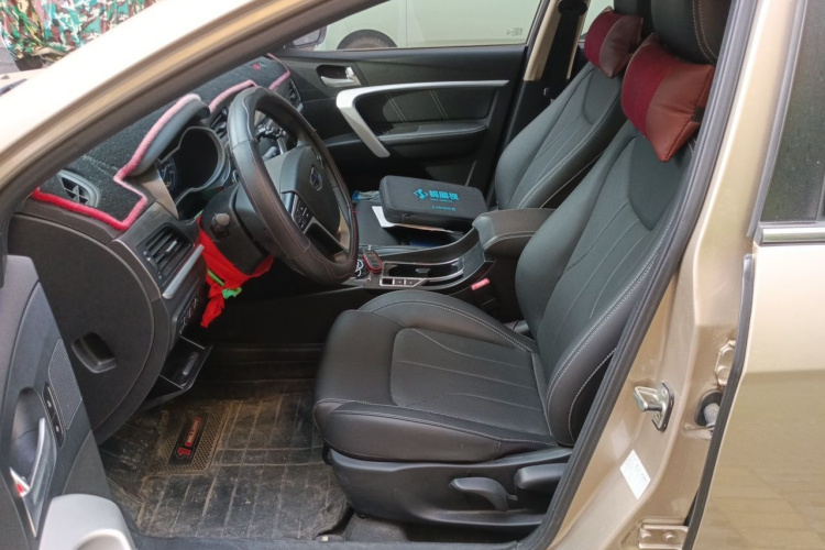 GEELY Emgrand 2017 #17 GEELY Emgrand 2017 car image #17