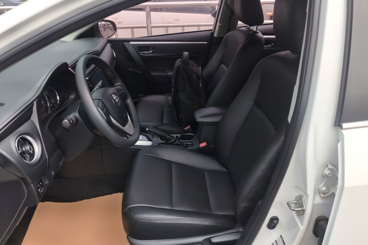 Toyota Corolla 2018 #15 Toyota Corolla 2018 car image #15