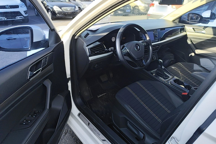 Volkswagen Lavida 2021 #16 Volkswagen Lavida 2021 car image #16