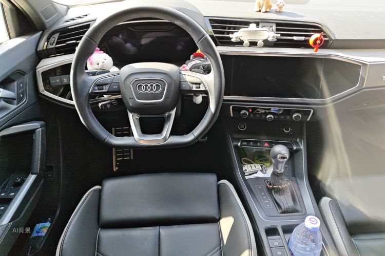 Audi Q3 2024 #12 Audi Q3 2024 изображение автомобиля #12