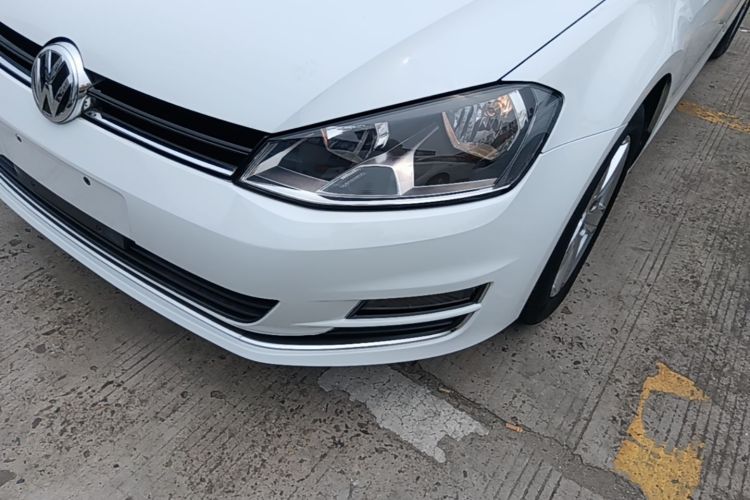 Volkswagen Golf 2016 car image #23