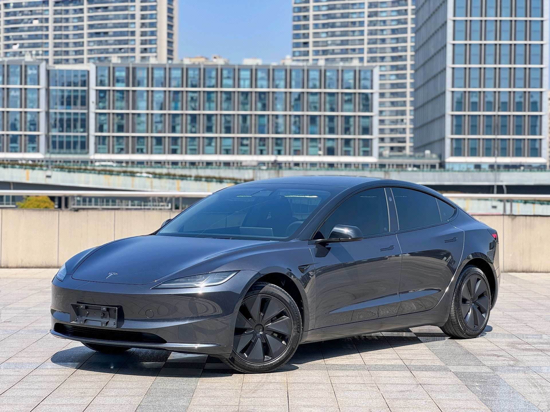 Tesla Model 3 2024 Tesla Model 3 2024 car image