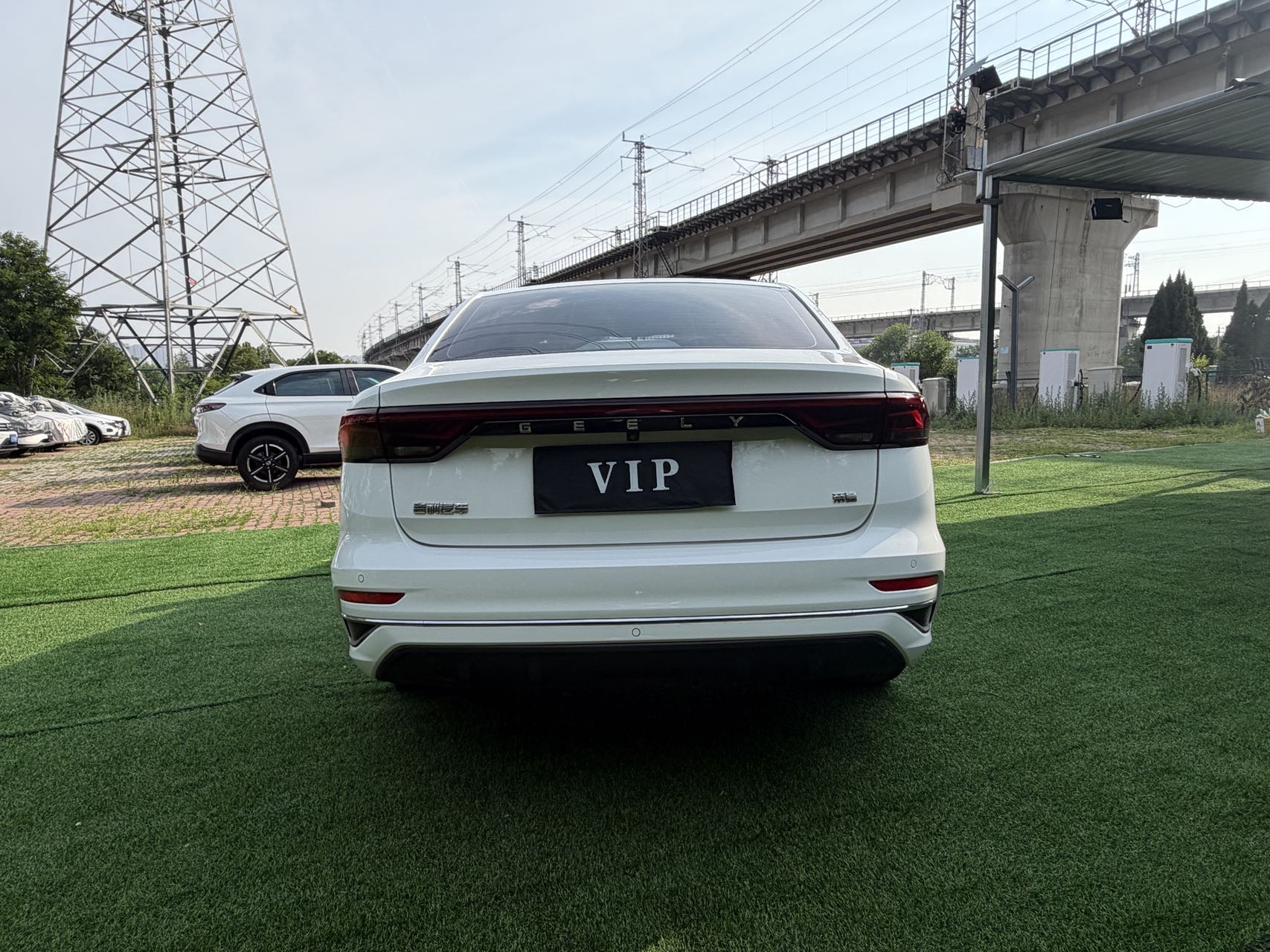 GEELY Emgrand 2021 #5 GEELY Emgrand 2021 car image #5