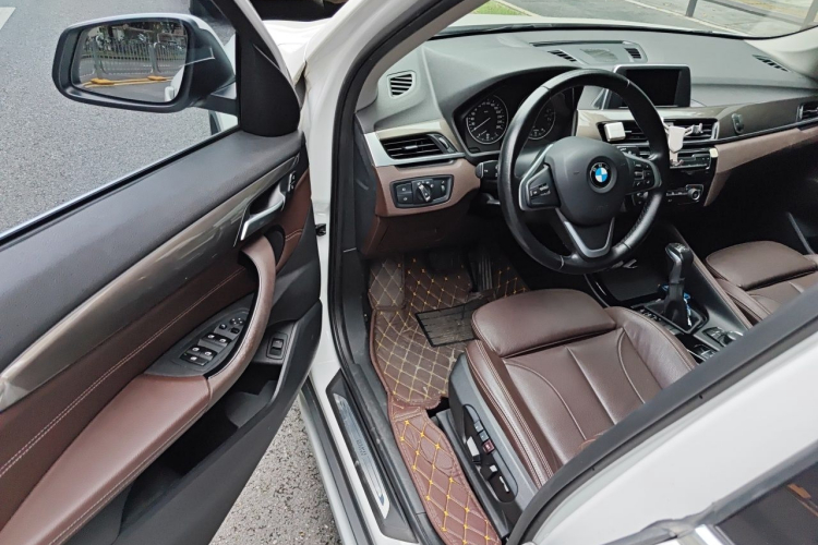 BMW X1 2018 #9 BMW X1 2018 car image #9