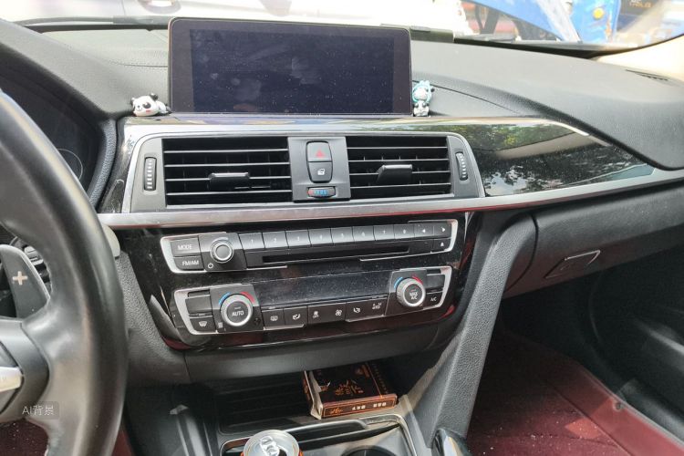 BMW 3 Series 2019 #15 BMW 3 Series 2019 car image #15