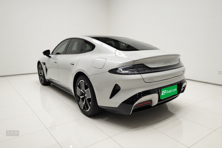 MI SU7 2024 car image #5