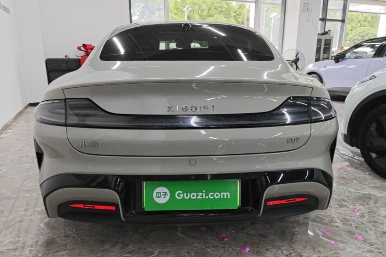 MI SU7 2025 car image #6