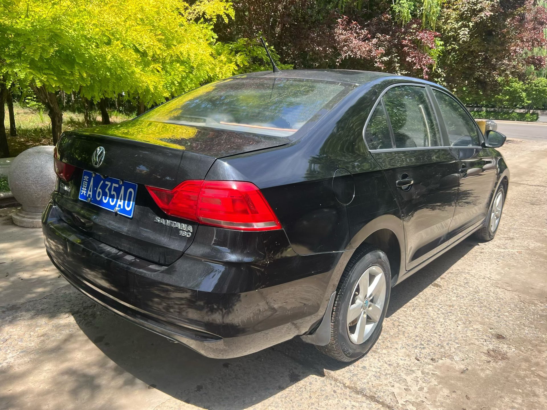 Volkswagen Santana 2017 car image #4
