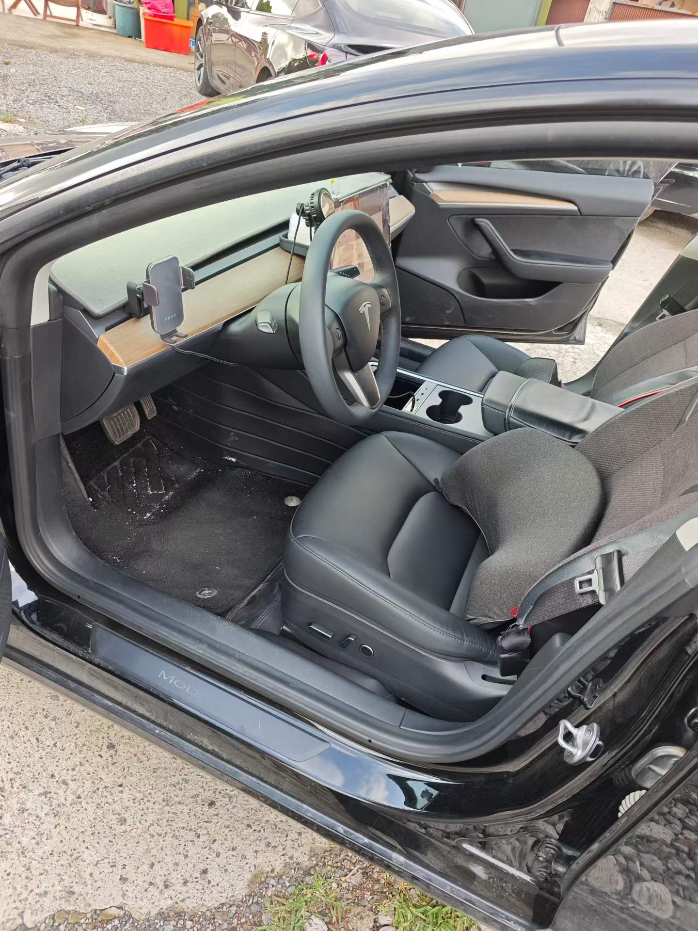 Tesla Model 3 2021 immagine di auto #2