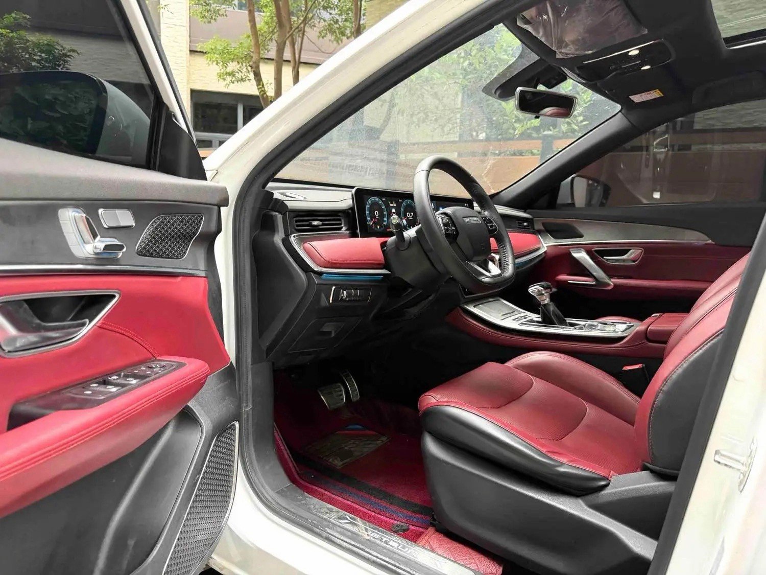 Jetour X70 PLUS 2021 car image #2