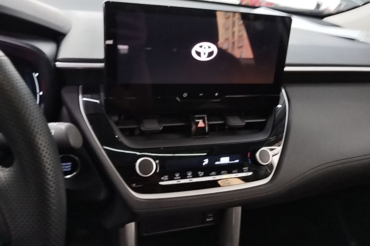 Toyota Corolla Cross 2023 image de voiture #17