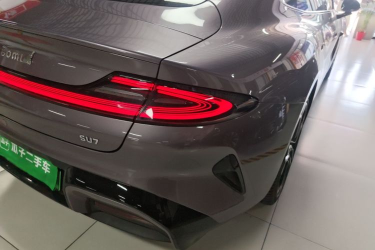 MI SU7 2025 car image #8