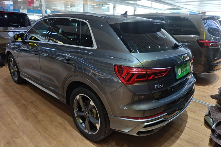 Audi Q3 2023 #5 Audi Q3 2023 car image #5