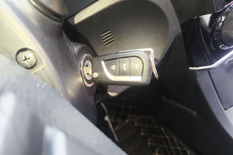 Toyota Corolla 2018 #9 Toyota Corolla 2018 car image #9