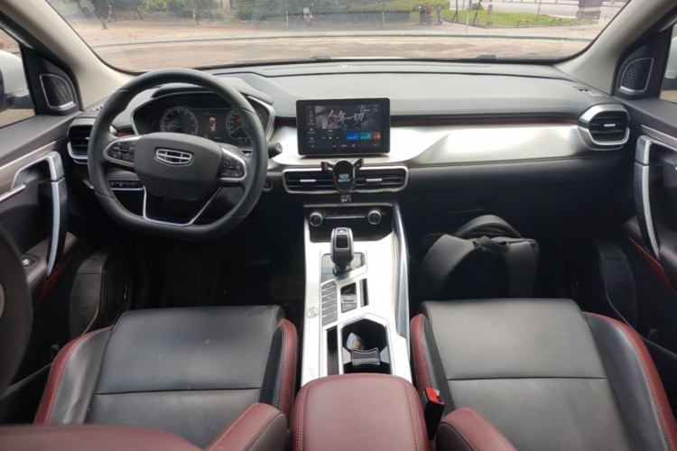 GEELY Coolray 2021 #10 GEELY Coolray 2021 car image #10