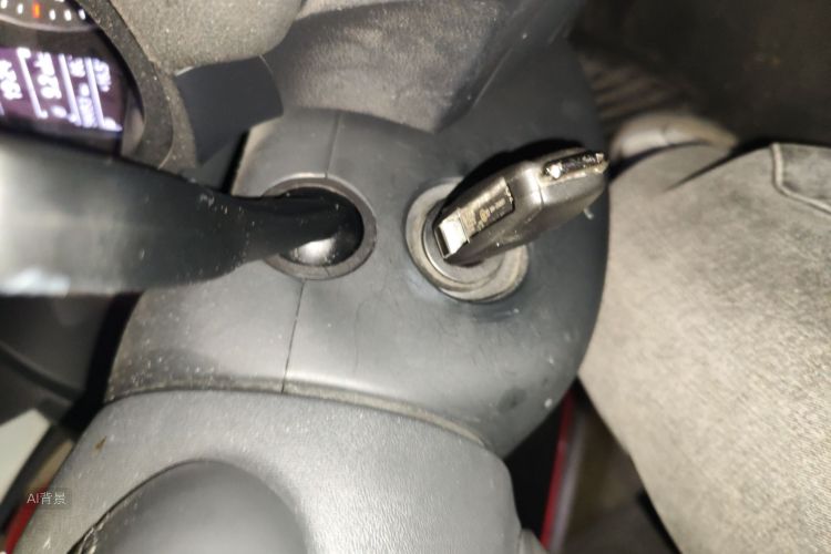 Audi Q3 2019 car image #10