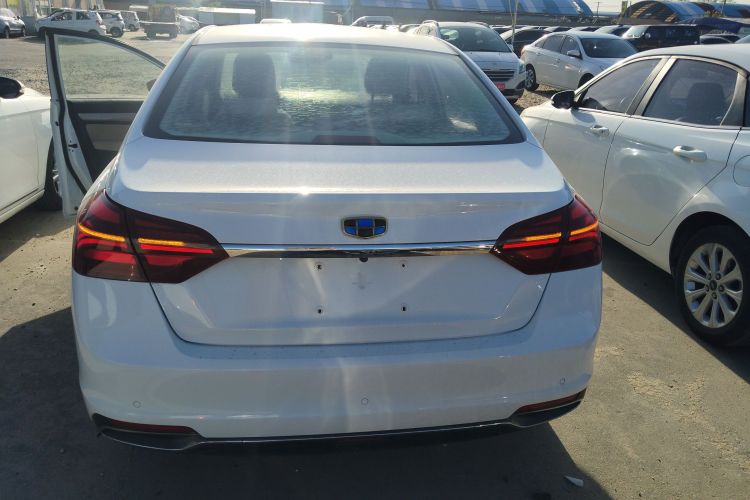 GEELY Emgrand 2018 #6 GEELY Emgrand 2018 car image #6
