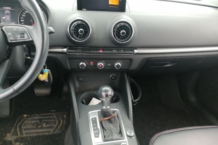 Audi A3 2019 #13 Audi A3 2019 car image #13