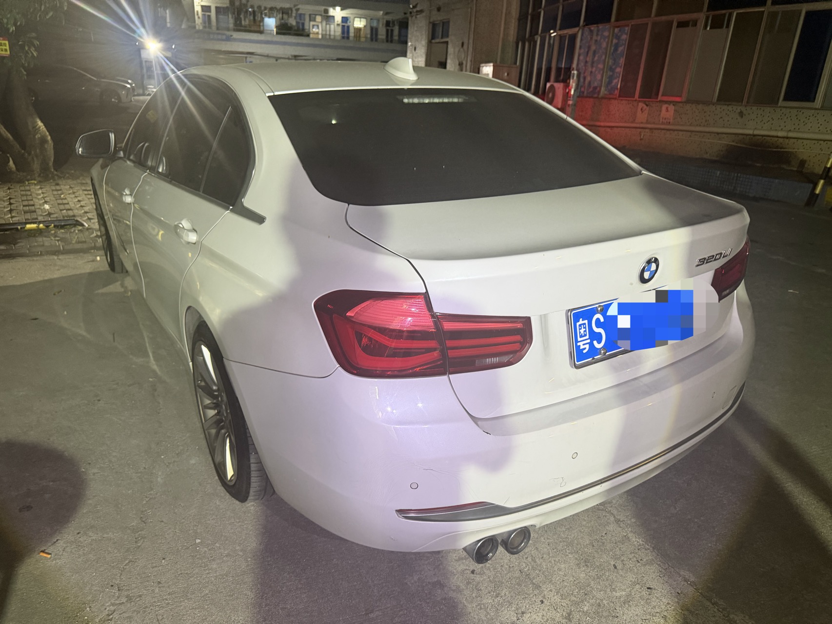 BMW 3 Series 2019 car image #6