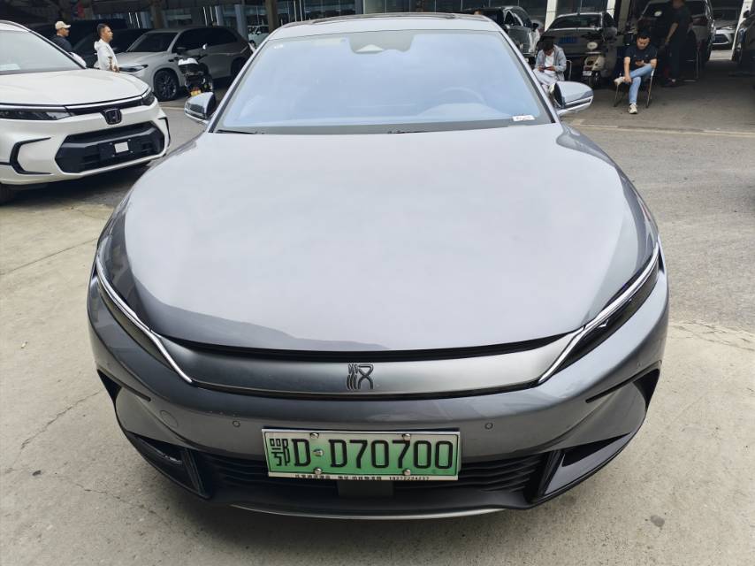 BYD Han 2024 car image #2