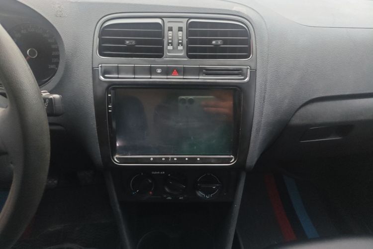 Volkswagen Polo 2016 #13 Volkswagen Polo 2016 car image #13