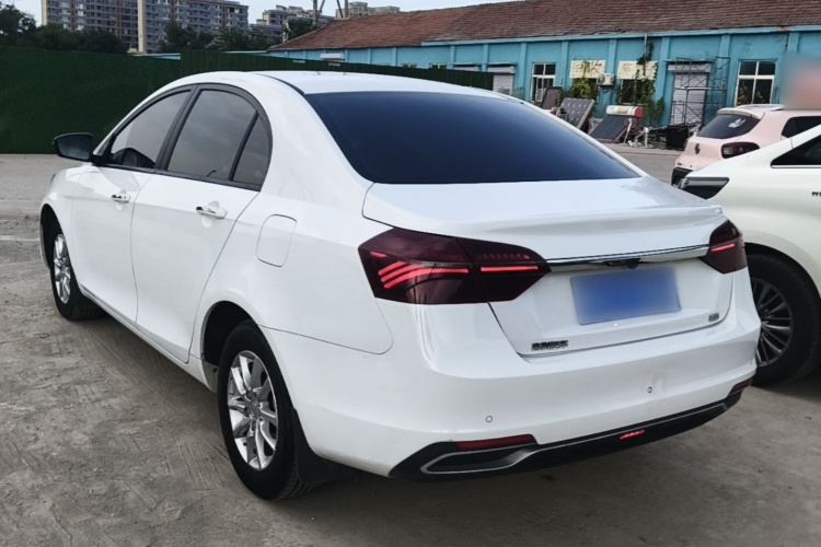 GEELY Emgrand 2020 #5 GEELY Emgrand 2020 car image #5