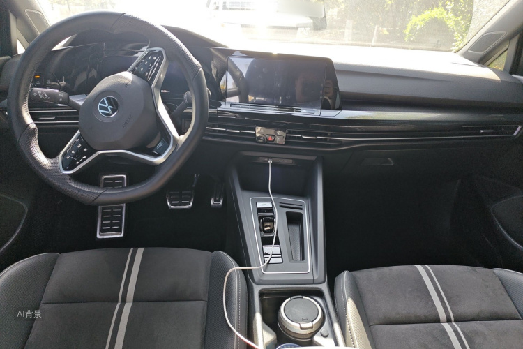 Volkswagen Golf 2023 imagen de coche #11