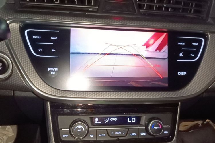 GEELY Emgrand GS 2018 car image #13
