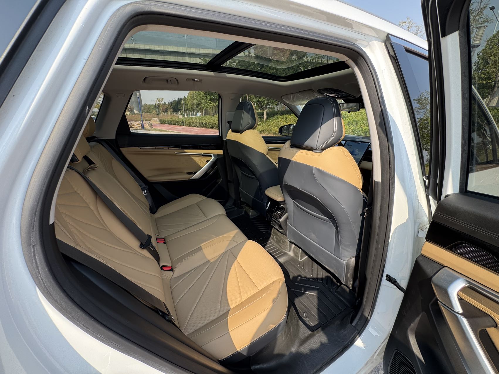 GEELY Boyue L 2023 imagem de carro #13