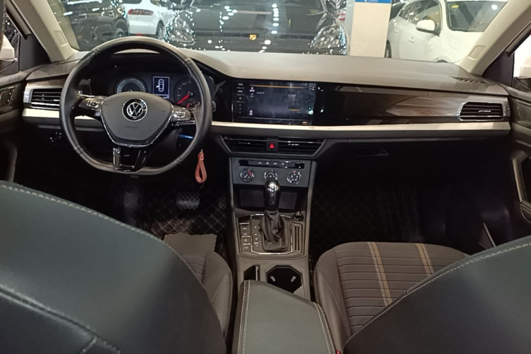 Volkswagen Lavida 2021 car image #10
