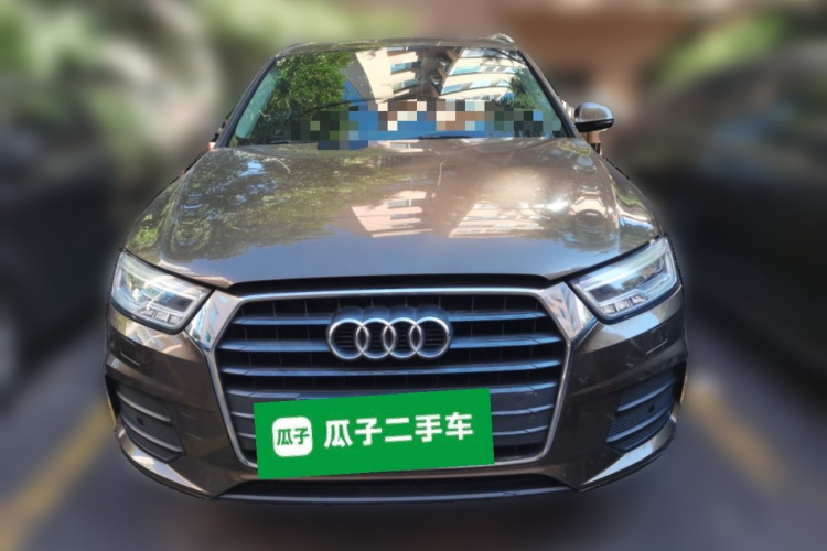 Audi Q3 2019 car image #3
