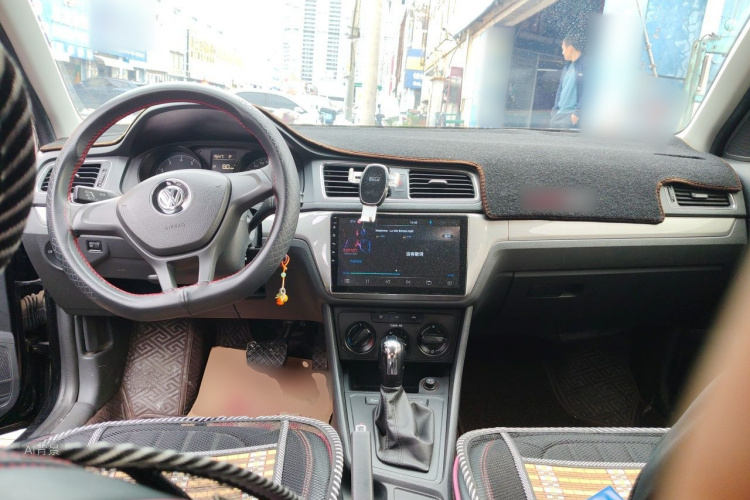 Volkswagen Lavida 2019 car image #11