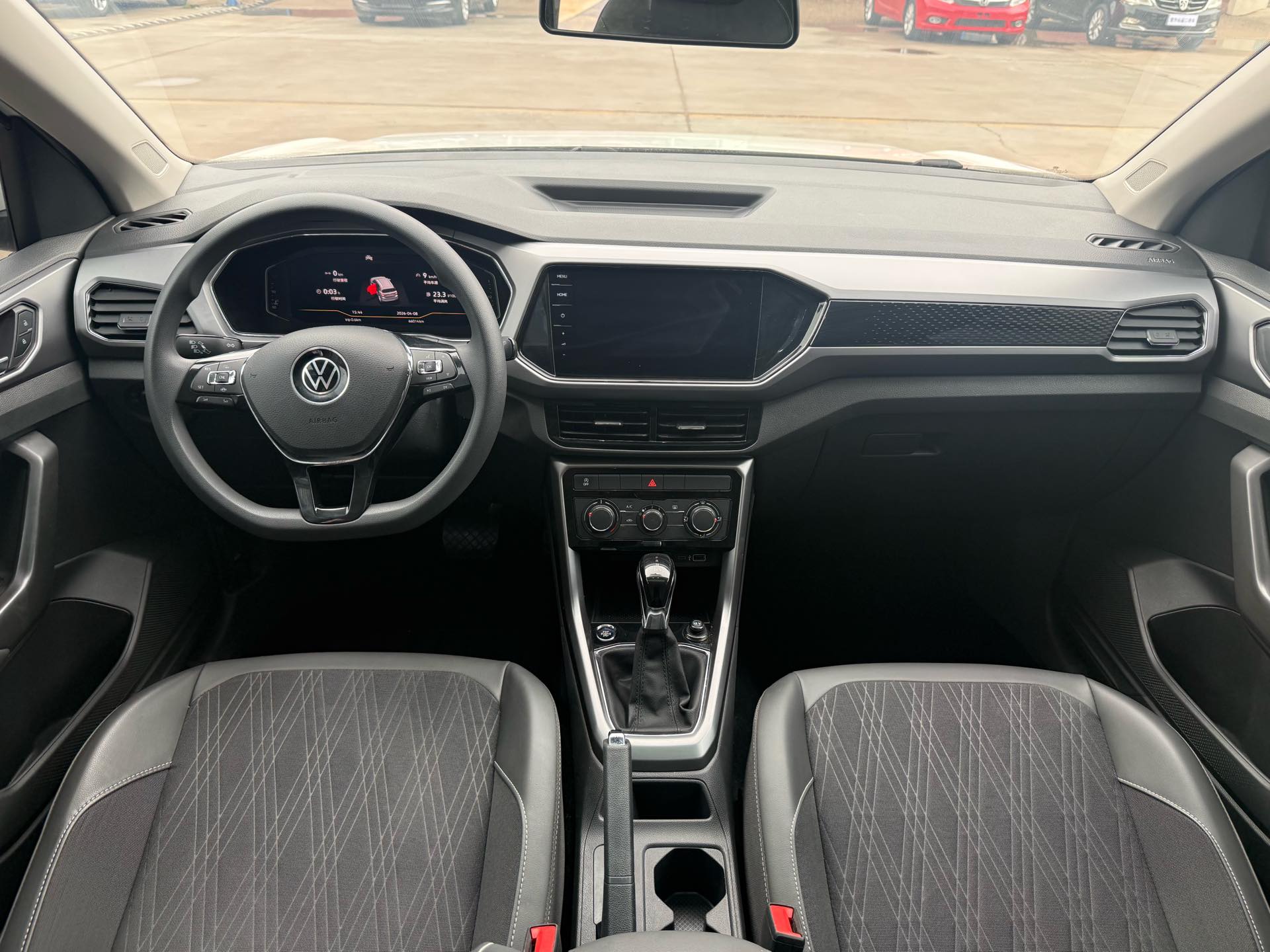 Volkswagen T-Cross 2021 car image #9