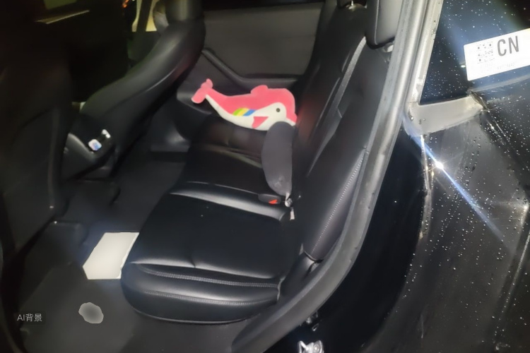 Tesla Model Y 2023 #19 Tesla Model Y 2023 car image #19