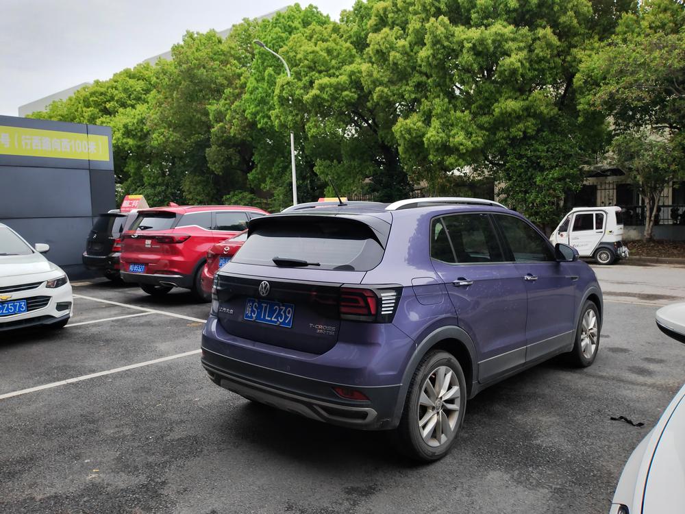 Volkswagen T-Cross 2019 #6 Volkswagen T-Cross 2019 car image #6