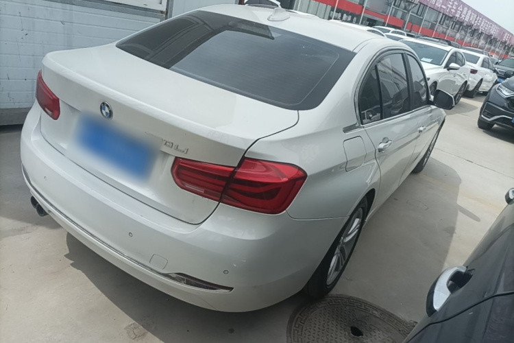 BMW 3 Series 2017 car image #7