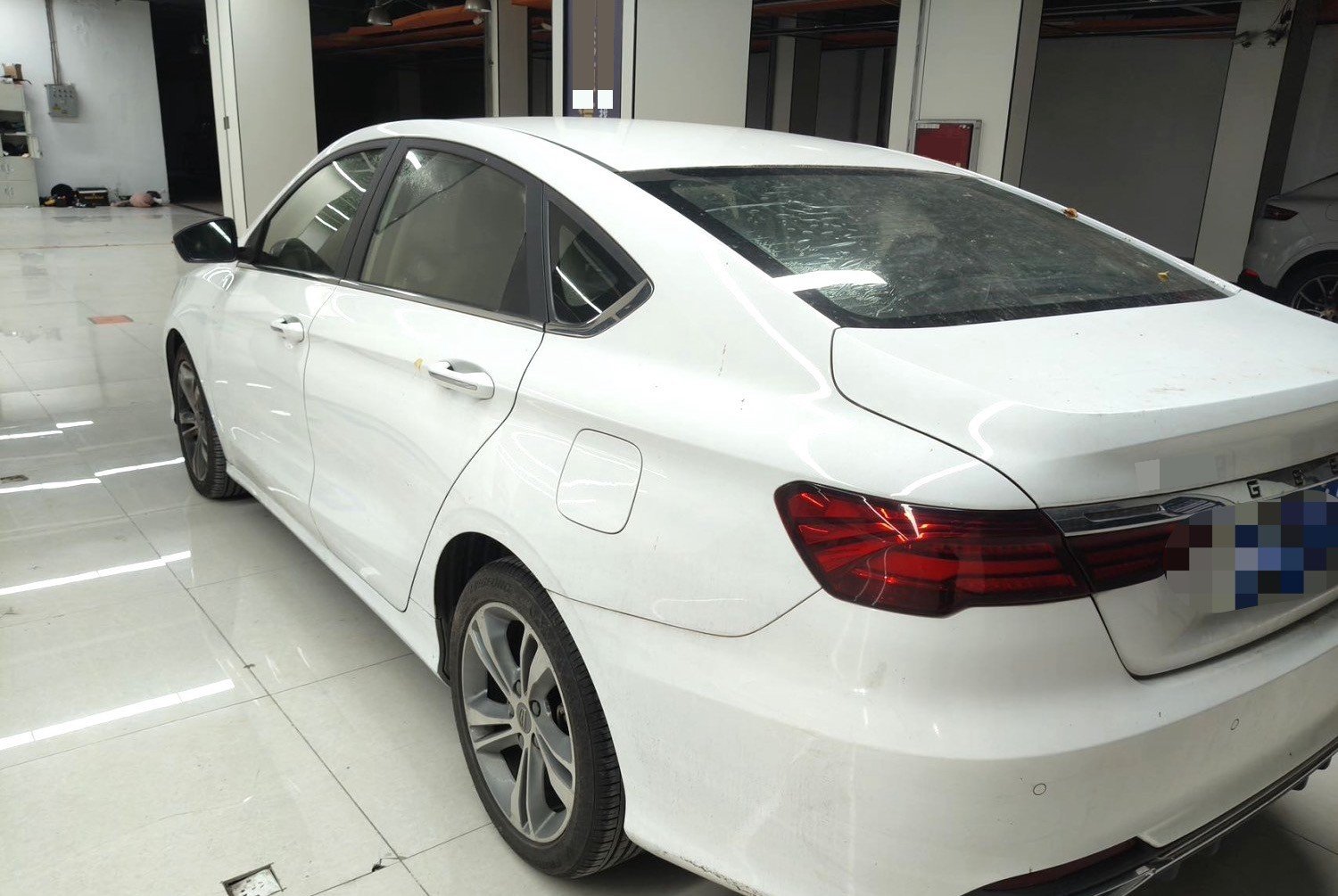 GEELY Binray 2019 car image #4