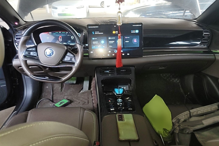 BYD Han 2022 car image #10
