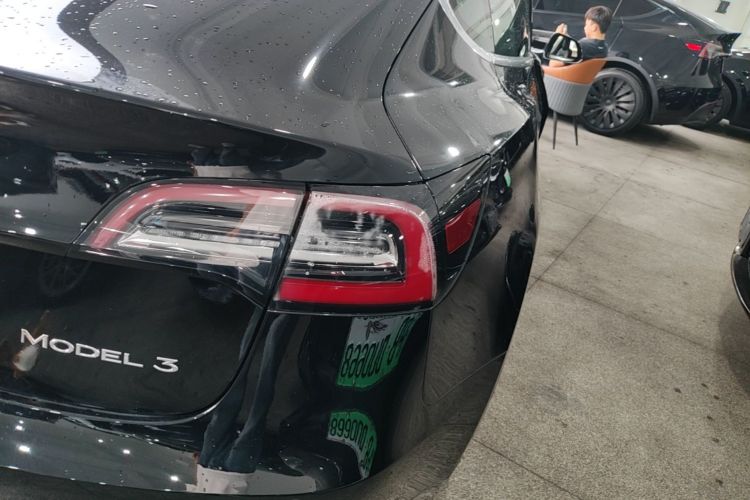 Tesla Model 3 2020 car image #8